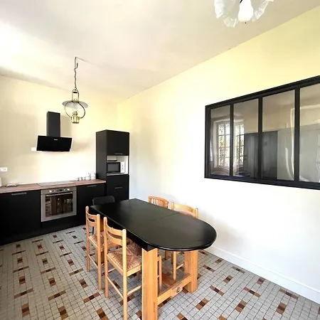 Charmante Charentaise Holiday home Saint-Jean-d'Angely