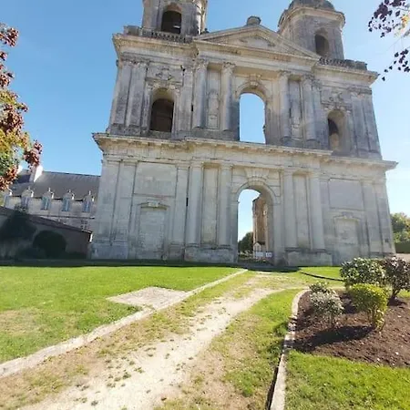 Сasa de vacaciones Charmante Charentaise Saint-Jean-dʼAngély
