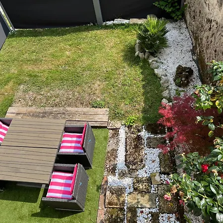 Charmante Charentaise Holiday home Saint-Jean-d'Angely